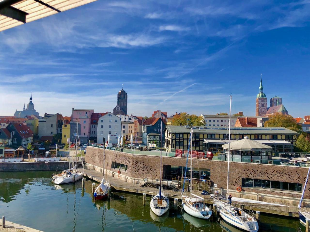 Appartement Hochwertige Im Stralsunder Hafen *
